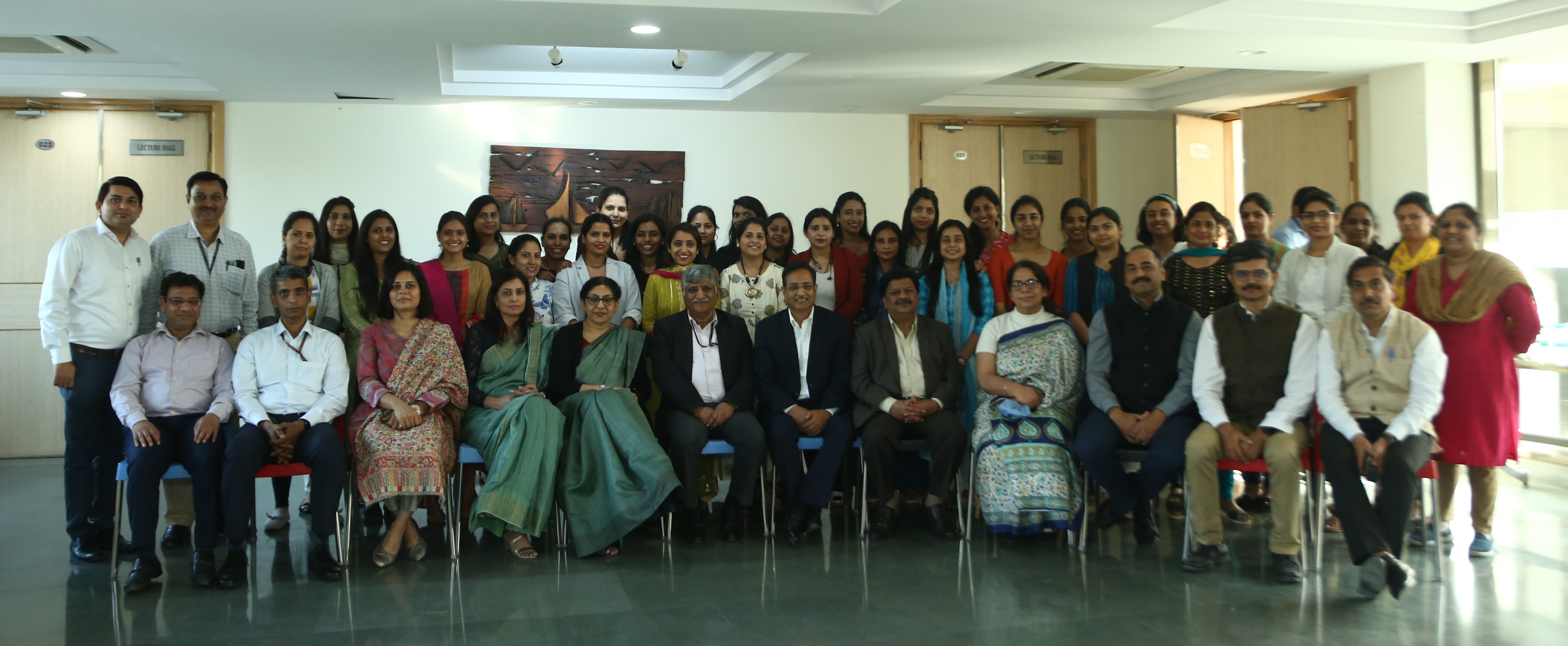 NHSRCL કચેરીઓમાં આંતરરાષ્ટ્રીય મહિલા દિવસની ઉજવણીની ઝલક